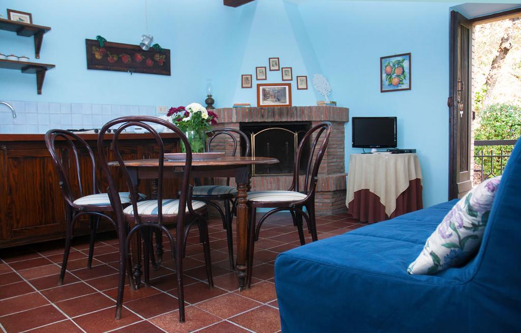 Il Poggiolo Di Parrano Casa de hóspedes Exterior foto