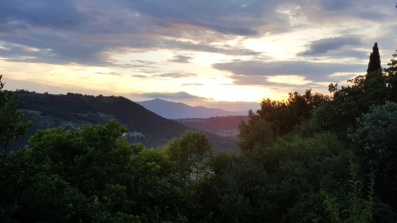 Il Poggiolo Di Parrano Casa de hóspedes Exterior foto